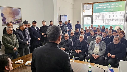 Milletvekili Keleş Yazıkonak'ta vatandaşlarla bir araya geldi