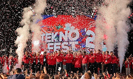 Fırat Üniversitesi TEKNOFEST 2025'te önemli başarılar elde etti