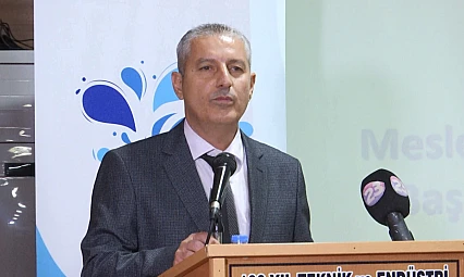 Öğrenciler MESS Eğitim Vakfı tarafından ödüllendirildi