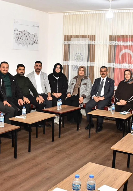 Milletvekili Keleş, muhtarlar ile bir araya geldi