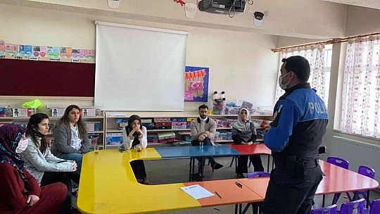 'Bilinçli Toplum Duyarlı Elazığ' Projesi sürüyor