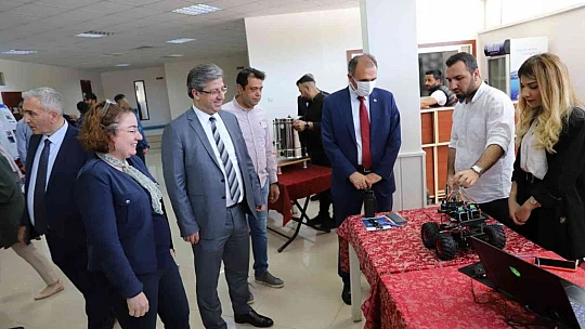 'Fırat Yazılım ve Teknoloji Proje Pazarı' etkinliği yoğun ilgi gördü