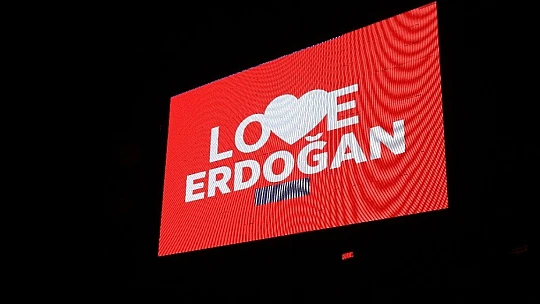 'Stop Erdoğan' skandalına Elazığ'dan 'Love Erdoğan' yanıtı
