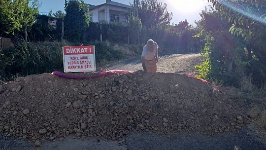 10 kişide Covid-19 çıkınca muhtar, köyü karantinaya aldı