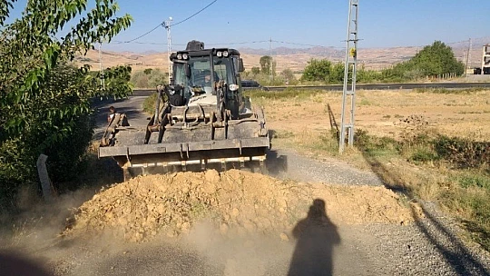 10 kişide Covid-19 çıkınca muhtar, köyü karantinaya aldı