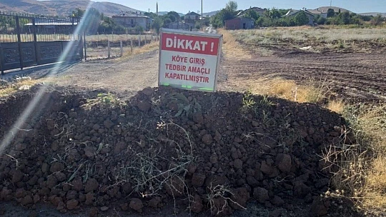 10 kişide Covid-19 çıkınca muhtar, köyü karantinaya aldı