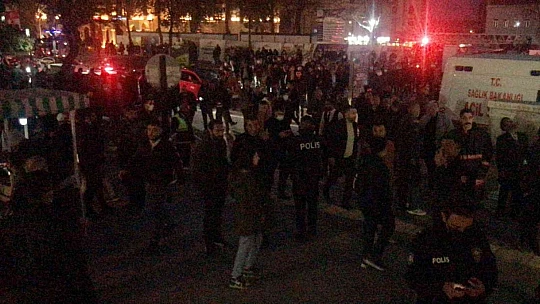 10'uncu kata çıkıp atlamak istedi, polis vazgeçirdi