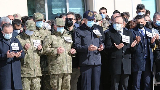 11 şehit Elazığ'dan törenle Ankara'ya uğurlandı