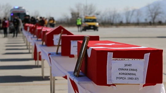 11 şehit Elazığ'dan törenle Ankara'ya uğurlandı