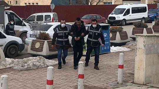 12 suç kaydı olan şüpheli, televizyon çalınca yakayı ele verdi