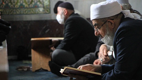 15 aydır kapalı olan cami, cuma namazıyla açıldı, duygulu anlar yaşandı