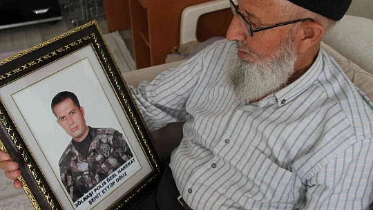 15 Temmuz şehit babası Tevfik Oğuz, 'Cumhurbaşkanımızın dirayetli olması darbe girişimini engelledi'