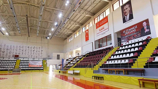 15 Temmuz Spor Salonu'nda bakım onarım çalışmaları sona erdi