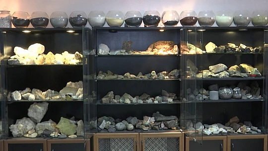 20 Yıldır topladığı yeraltı cevherlerini müzede sergileyecek