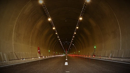 2 bin 400 metre tünelle bağlanan Kömürhan Köprüsü açılışa hazır