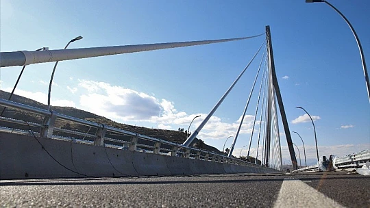 2 bin 400 metre tünelle bağlanan Kömürhan Köprüsü açılışa hazır