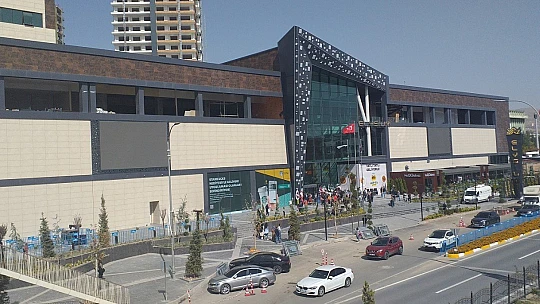 ELYSIUM PARK AVM HİZMETE AÇILDI