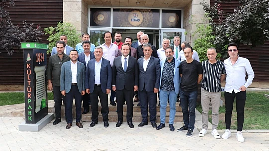 Milletvekili Ağar, Sanatçılarla Buluştu Vatandaşa Hizmet Veren Bir Dizi Kurumu Ziyaret Etti
