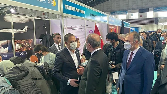 Güneydoğu Kariyer Fuarında Ziver Holding standı yoğun ilgi gördü