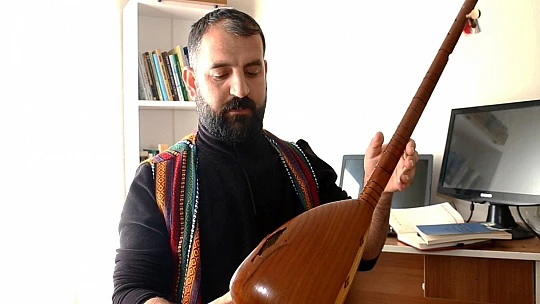 3 bin yıllık geleneği 100 yıllık Ruzba sazıyla sürdürüyor