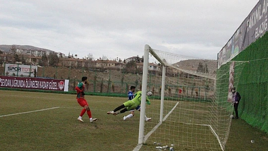 Elazığ Karakoçan: 2 - Karşıyaka: 0