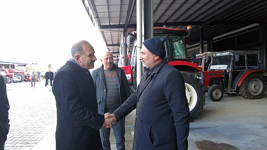 Başkan Alan, traktörcü esnafları sitesini ziyaret etti