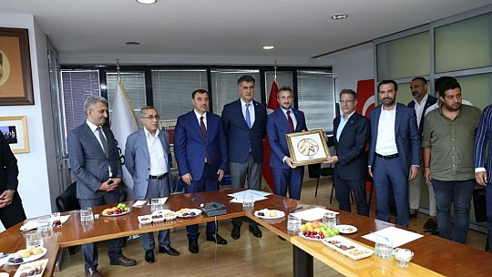 Türkiye'nin Önde Gelen Tekstil Firmaları Yatırım İçin Elazığ'a Geliyor