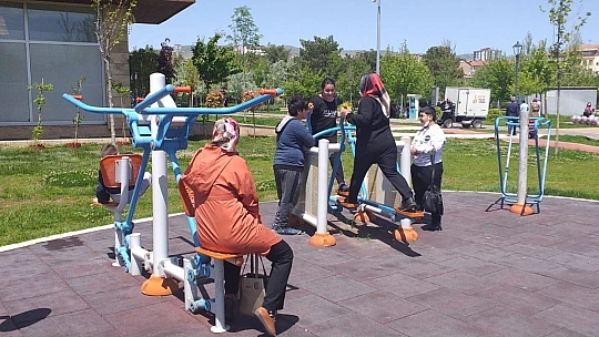 Çocuklar 4 Saatlik İznin Tadını Çıkardı