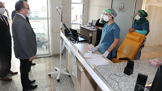 Vali Erkaya Yırık, İlçe Ziyaretlerine Devam Ediyor
