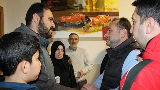Milletvekili Ağar, Elazığ'da Misafir Edilen Depremzede Aileleri Ziyaret Etti