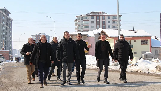 Milletvekili Ağar, deprem bölgesi Malatya'da vatandaşların yanında