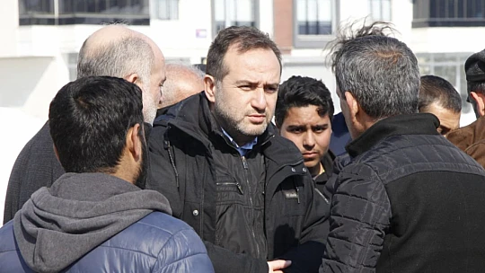 Milletvekili Ağar, deprem bölgesi Malatya'da vatandaşların yanında