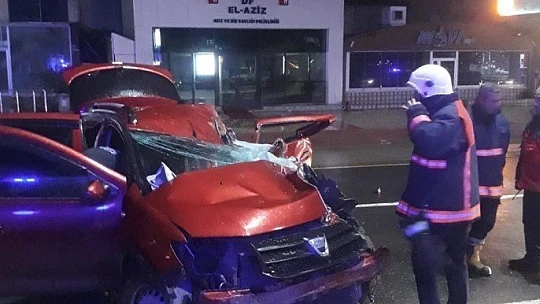 Trafik kazasında 3 kişi yaralandı