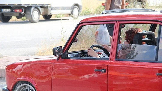 92 model Serçe'ye 45 bin TL verdi, adını da 'koronasavar' koydu