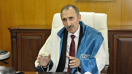 Rektör Göktaş Göreve Başladı