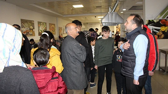 Milletvekili Ağar, Elazığ'da Misafir Edilen Depremzede Aileleri Ziyaret Etti