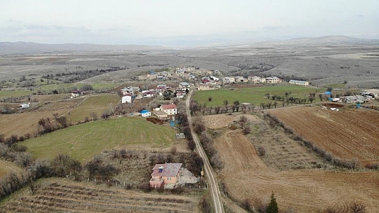 Afrika'dan gelen şahıs 10 kişiye Covid-19 bulaştırdı, köy karantinaya alındı