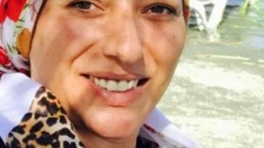 Ailesini depremde kaybetti kendisi 12 saat sonra kurtuldu:'Bir kişi çıktığı zaman sanki ben çıkıyorum'