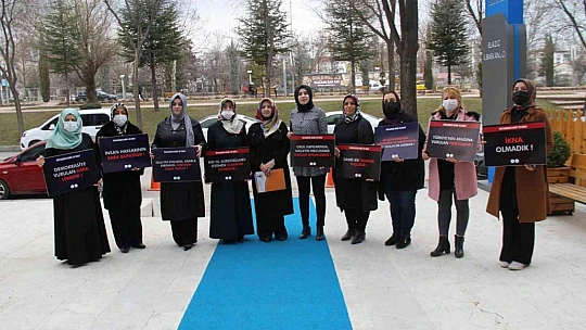 AK Parti Elazığ İl Başkanı Yıldırım: '28 Şubat darbesiyle milyonlarca insanın hayatı karartılmıştır'