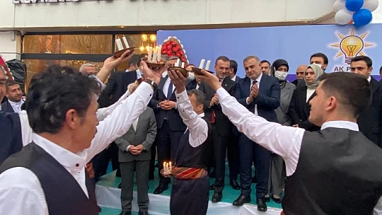 AK Parti Genel Başkan Yardımcısı Kandemir: 'Biz değer siyaseti ile varız ve yine değer siyaseti ile var olacağız'