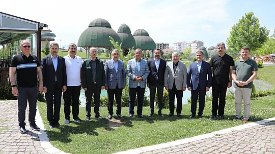 AK Parti Genel Başkan Yardımcısı Özhaseki: ''Başkan Şahin Şerifoğulları, büyük bir gayretle birçok projenin içerisinde koşuyor'
