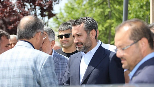 AK Parti Genel Başkan Yardımcısı Özhaseki: ''Başkan Şahin Şerifoğulları, büyük bir gayretle birçok projenin içerisinde koşuyor'