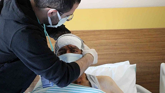 Ayı saldırısı sonucu hastanelik olan şahıs, dehşet anlarını anlattı: 'O korkuyla 5 kilometre yol yürümüşüm'