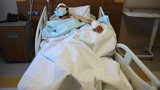 Ayı saldırısı sonucu hastanelik olan şahıs, dehşet anlarını anlattı: 'O korkuyla 5 kilometre yol yürümüşüm'