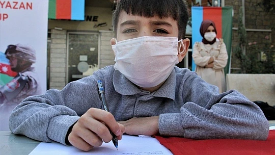 Azerbaycanlı çocuktan cephedeki babasına mektup