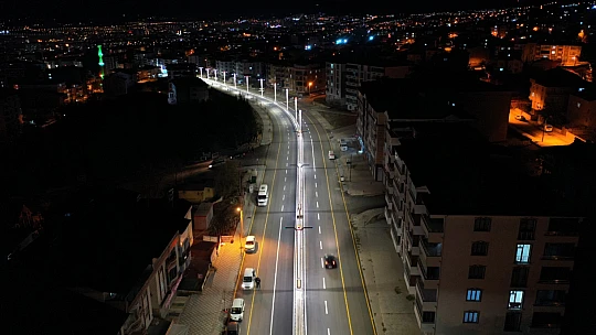 Tahir Şaşmaz Caddesi modern görünüme kavuştu