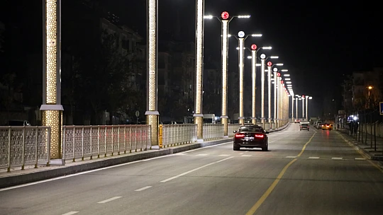 Tahir Şaşmaz Caddesi modern görünüme kavuştu