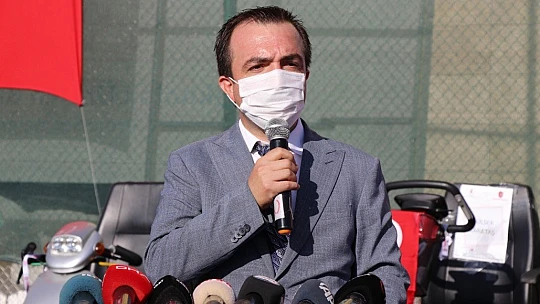 Elazığ'da 80 Akülü, 50 Tekerlekli Sandalye Dağıtıldı