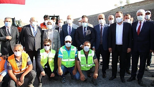 100 Yılda Yapılamayacak İşleri 18 Yılda Tamamladık