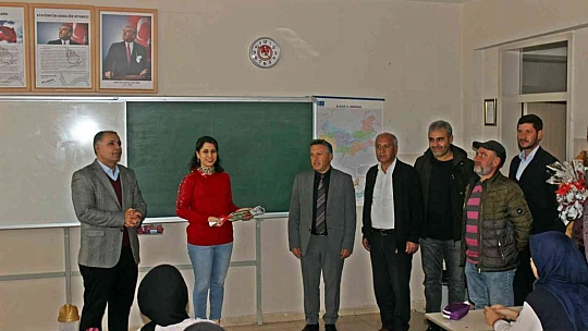 Başkan Çadırcı öğretmenlerin gününü kutladı